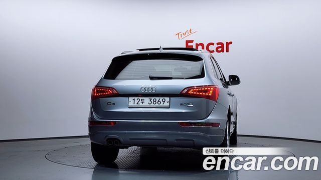 Audi Q5 2.0 TDI Quattro Dynamic 8R 2012 — фото 4