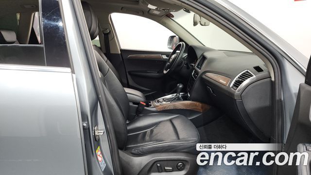 Audi Q5 2.0 TDI Quattro Dynamic 8R 2012 — фото 11
