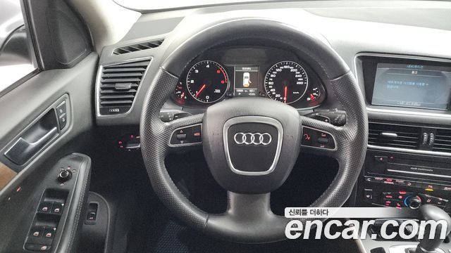 Audi Q5 2.0 TDI Quattro Dynamic 8R 2012 — фото 13