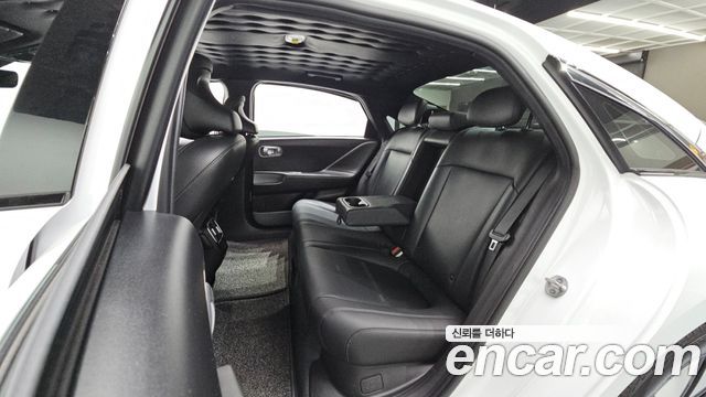 Hyundai Ioniq 6 Long Range Exclusive + 2023 — фото 12