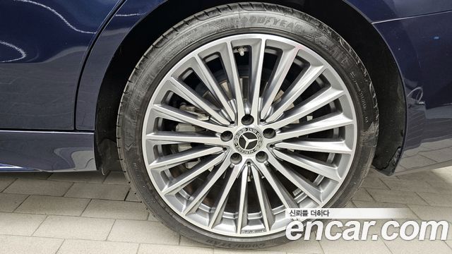 Mercedes-Benz C-Class (W206) C300 AMG Line 2022 — фото 5