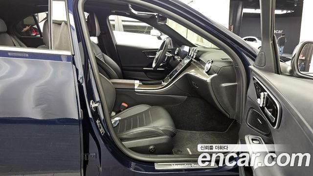 Mercedes-Benz C-Class (W206) C300 AMG Line 2022 — фото 11