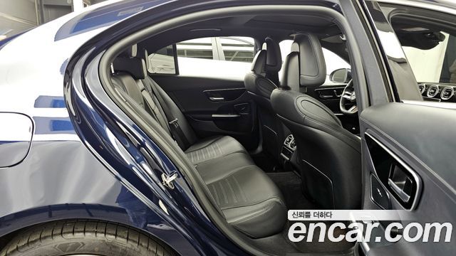 Mercedes-Benz C-Class (W206) C300 AMG Line 2022 — фото 12