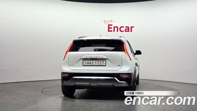 Kia Niro Signature 2025 — фото 4
