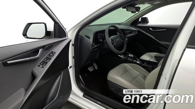 Kia Niro Signature 2025 — фото 10
