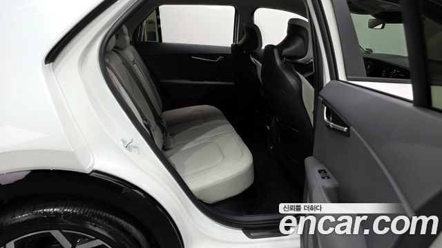 Kia Niro Signature 2025 — фото 12