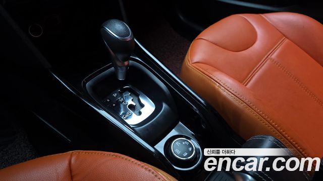 Peugeot 2008 1.5 BlueHDi Allure 2019 — фото 9