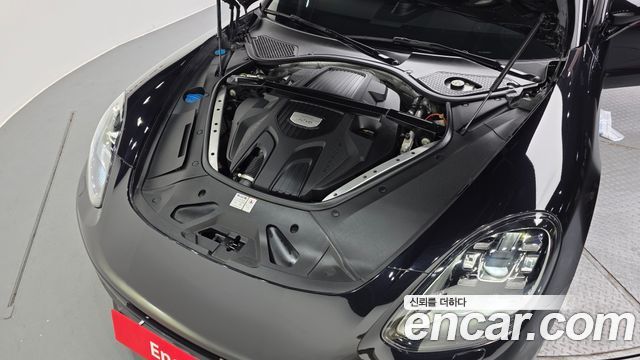 Porsche Panamera (971) 3.0 AWD 2018 — фото 6