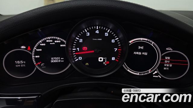 Porsche Panamera (971) 3.0 AWD 2018 — фото 8