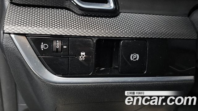 Kia Sportage (V) Diesel 2.0 4WD Prestige 2022 — фото 14