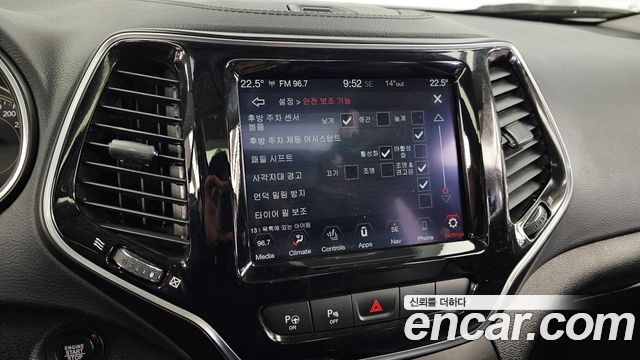 Jeep Cherokee (KL) 2.4 Limited 2WD 2021 — фото 20