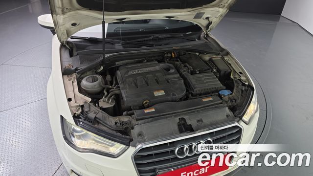 Audi A3 2.0 TDI Dynamic 8V 2014 — фото 6