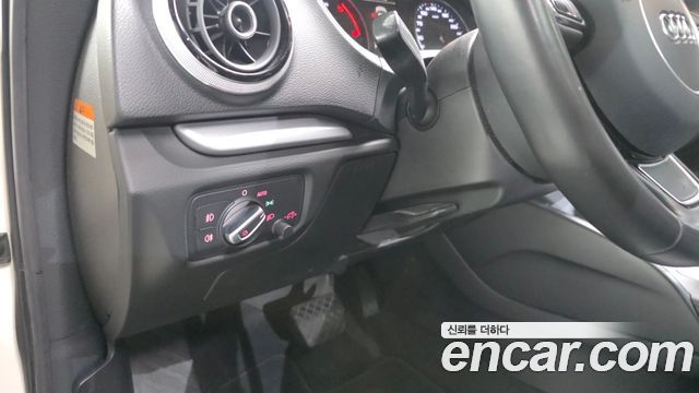 Audi A3 2.0 TDI Dynamic 8V 2014 — фото 18