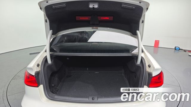 Audi A3 2.0 TDI Dynamic 8V 2014 — фото 20