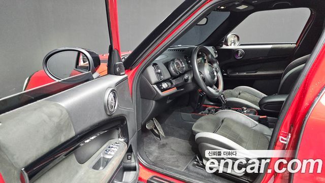 MINI Cooper S Countryman JCW 2nd 2020 — фото 11