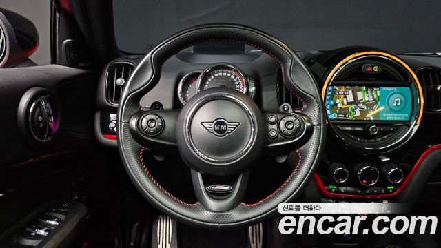 MINI Cooper S Countryman JCW 2nd 2020 — фото 14