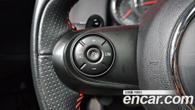 MINI Cooper S Countryman JCW 2nd 2020 — фото 18