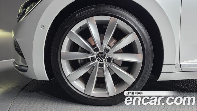 Volkswagen Arteon 2.0 TDI Prestige 2023 — фото 5