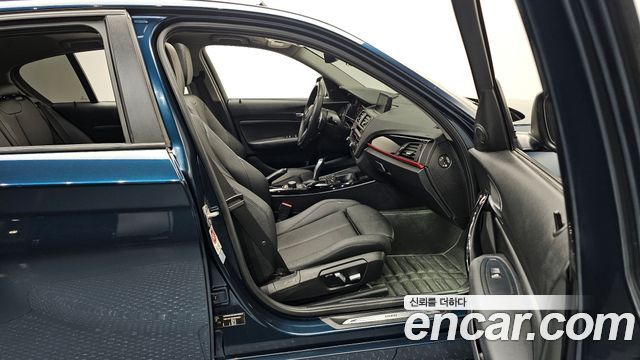 BMW 1 Series (F20) 118d Sport 5Door 2017 — фото 11