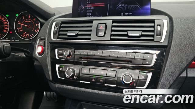 BMW 1 Series (F20) 118d Sport 5Door 2017 — фото 15
