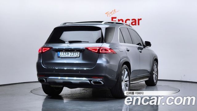 Mercedes-Benz GLE-Class (W167) GLE300d 4MATIC 2021 — фото 2