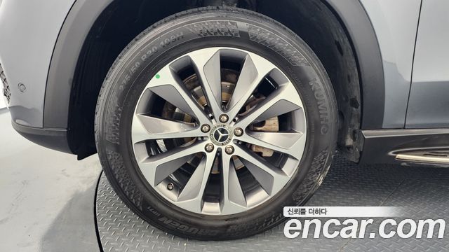 Mercedes-Benz GLE-Class (W167) GLE300d 4MATIC 2021 — фото 5