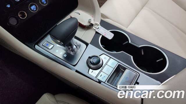 Genesis G70 Gasoline 2.5T 2WD 2024 — фото 9