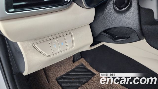 Genesis G70 Gasoline 2.5T 2WD 2024 — фото 14