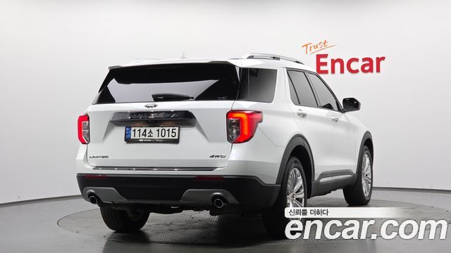 Ford Explorer (VI) 2.3 LimIted 4WD 2021 — фото 2
