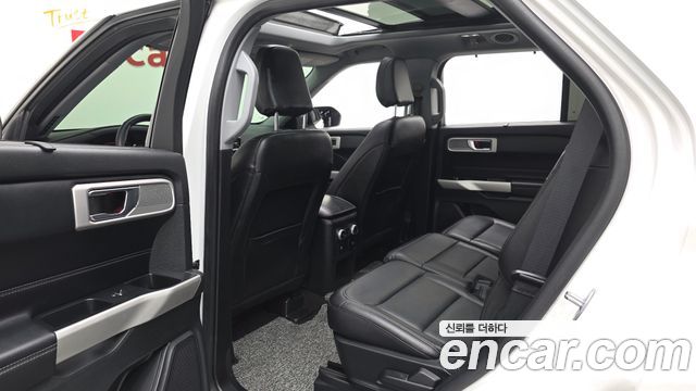 Ford Explorer (VI) 2.3 LimIted 4WD 2021 — фото 15