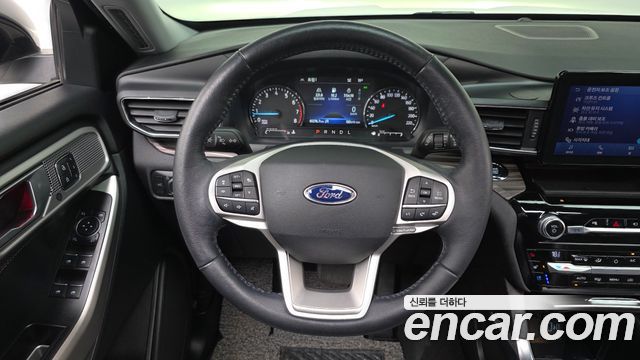 Ford Explorer (VI) 2.3 LimIted 4WD 2021 — фото 18