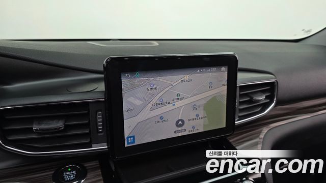 Ford Explorer (VI) 2.3 LimIted 4WD 2021 — фото 19