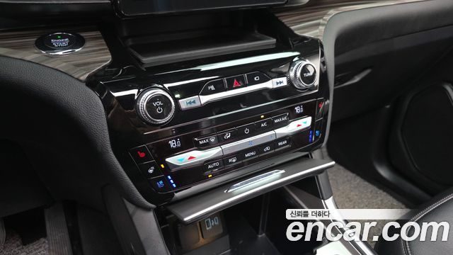 Ford Explorer (VI) 2.3 LimIted 4WD 2021 — фото 21