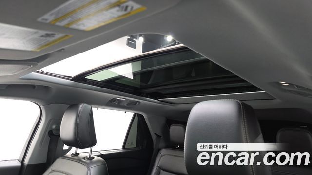 Ford Explorer (VI) 2.3 LimIted 4WD 2021 — фото 22