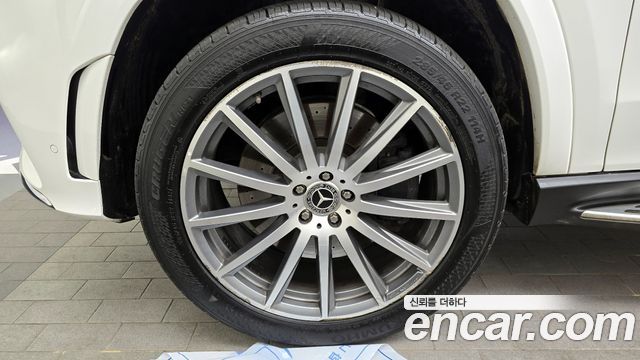Mercedes-Benz GLS-Class (X167) GLS580 4MATIC 2021 — фото 5