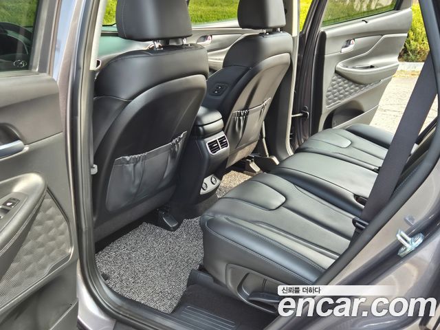Hyundai Santa Fe Gasoline 2.5T 2WD Prestige 2021 — фото 10