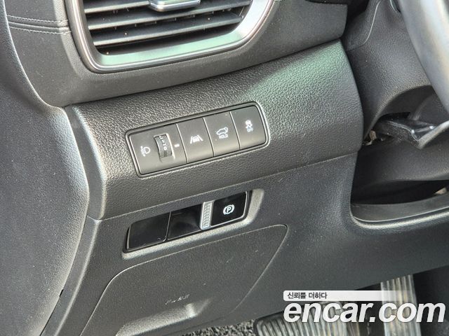 Hyundai Santa Fe Gasoline 2.5T 2WD Prestige 2021 — фото 21