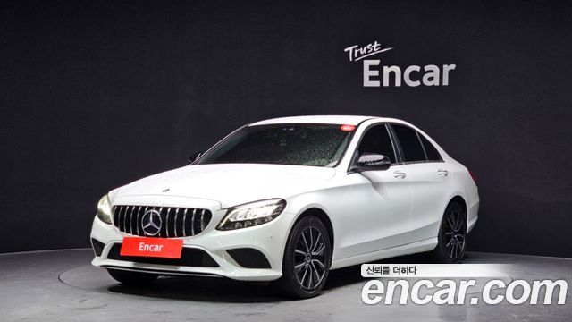 Mercedes-Benz C-Class (W205) C200 2019 — фото 1