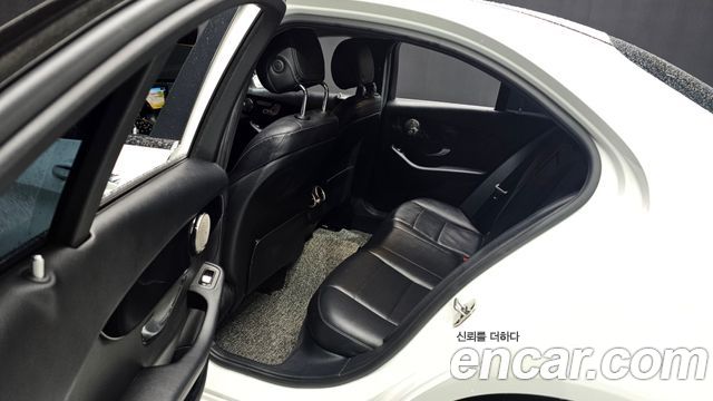 Mercedes-Benz C-Class (W205) C200 2019 — фото 11