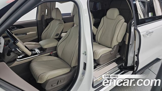 Kia Carnival (IV) Gasoline 9-seater Limousine(Special vehicle) 2023 — фото 10