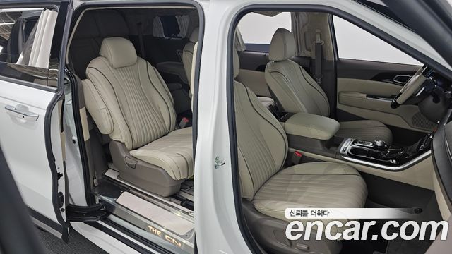 Kia Carnival (IV) Gasoline 9-seater Limousine(Special vehicle) 2023 — фото 11