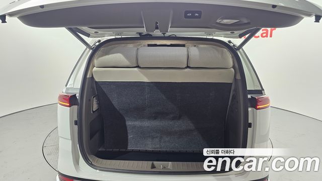 Kia Carnival (IV) Gasoline 9-seater Limousine(Special vehicle) 2023 — фото 20