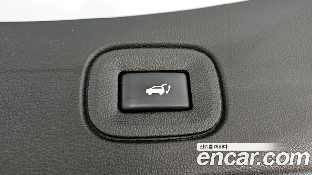 Renault Korea QM6 2.0 LPe RE Signature 2WD 2021 — фото 24