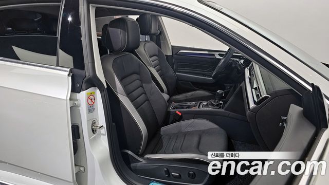Volkswagen Arteon 2.0 TDI Prestige 2022 — фото 12