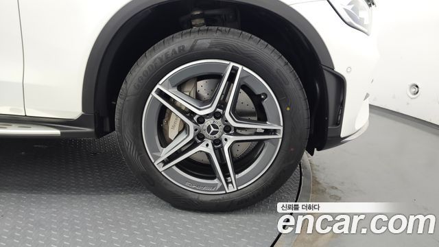 Mercedes-Benz GLC-Class (X253) GLC300e 4MATIC Coupe 2021 — фото 5