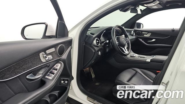 Mercedes-Benz GLC-Class (X253) GLC300e 4MATIC Coupe 2021 — фото 15