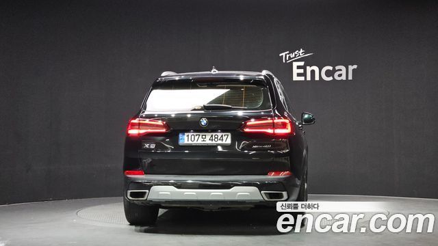 BMW X5 (G05) xDrive 40i xLine 2022 — фото 4