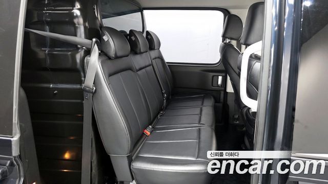 Hyundai Staria Cargo 5-Seater Modern 2023 — фото 12