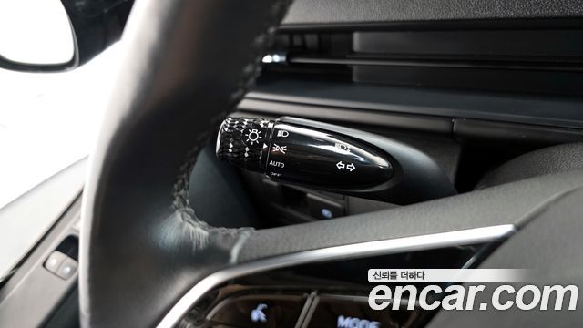 Hyundai Staria Cargo 5-Seater Modern 2023 — фото 14