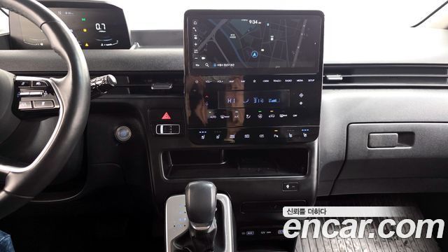 Hyundai Staria Cargo 5-Seater Modern 2023 — фото 16
